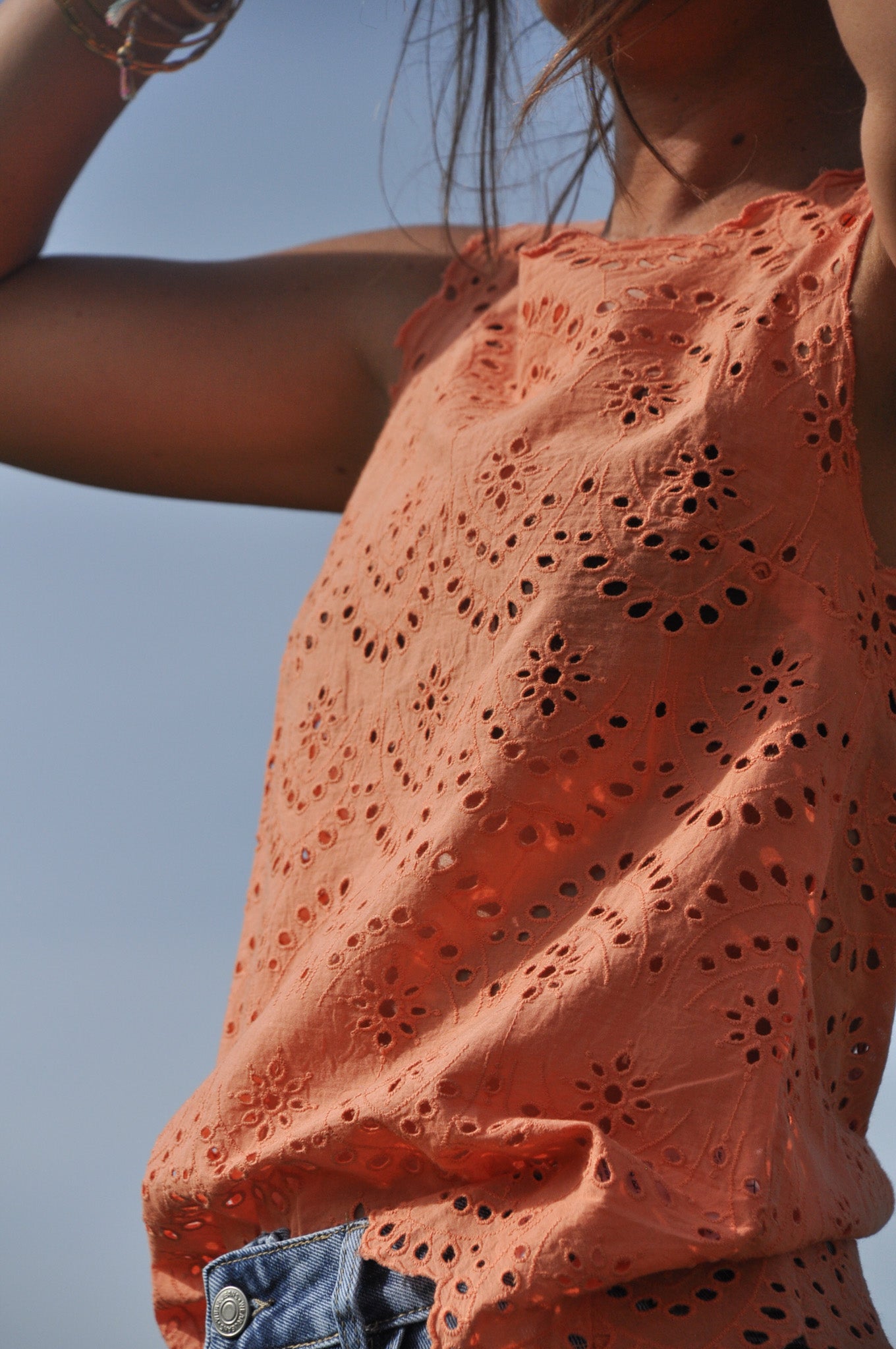 HAUT DENTELLE