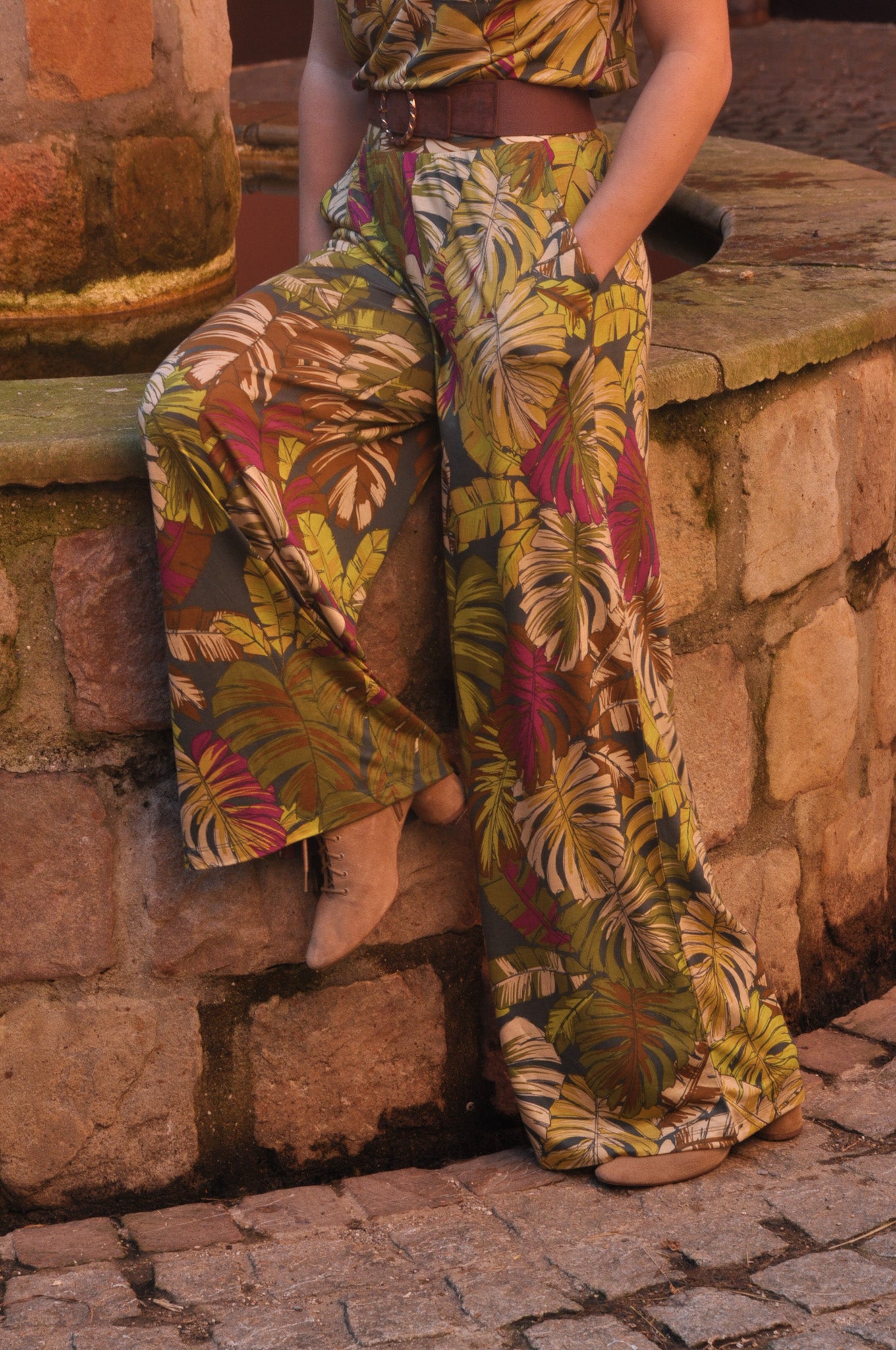 Pantalon Talia vert - détail coupe flatteuse et confortable