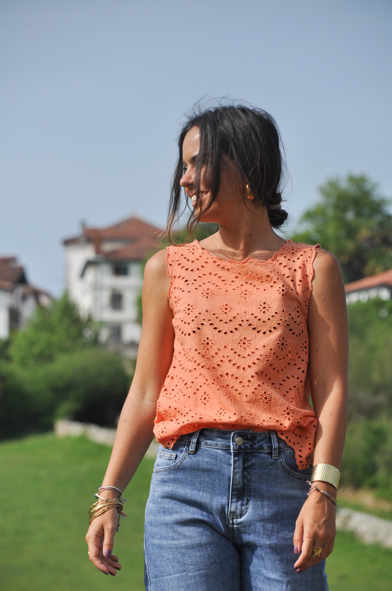 HAUT DENTELLE