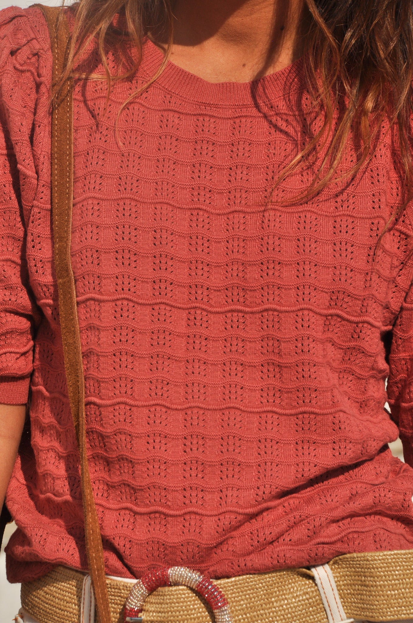 Top femme Mara détail encolure – haut chic et féminin – Moda Luixa